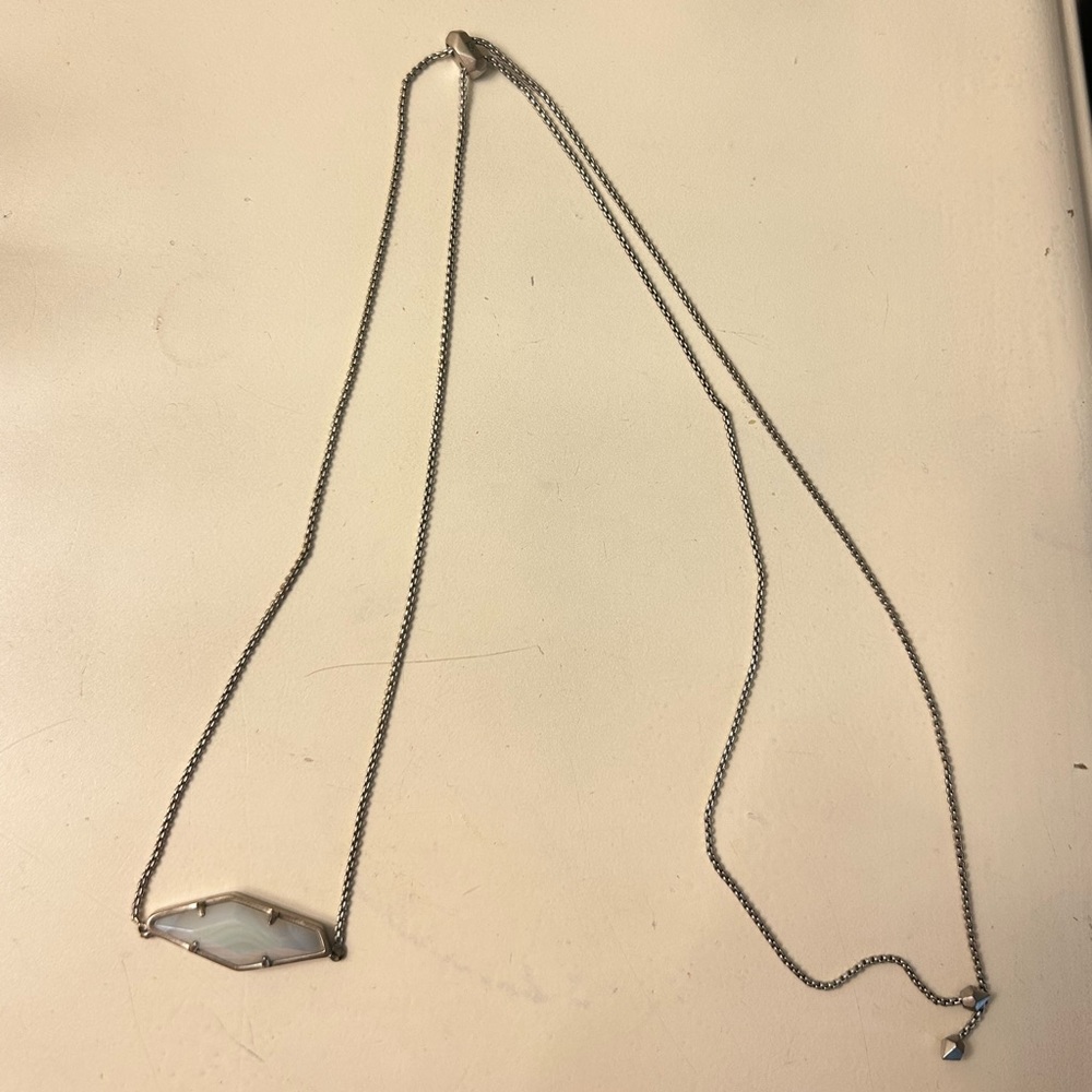 Kendra Scott Adjustable Beth Necklace in Silver and White-Toned Stone